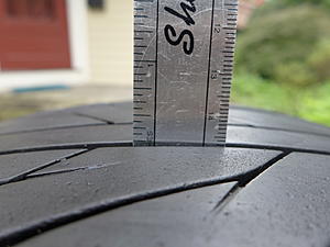 For sale	0.00	 konig imagine black opal with falken azanis st115 tires-p1010611.jpg